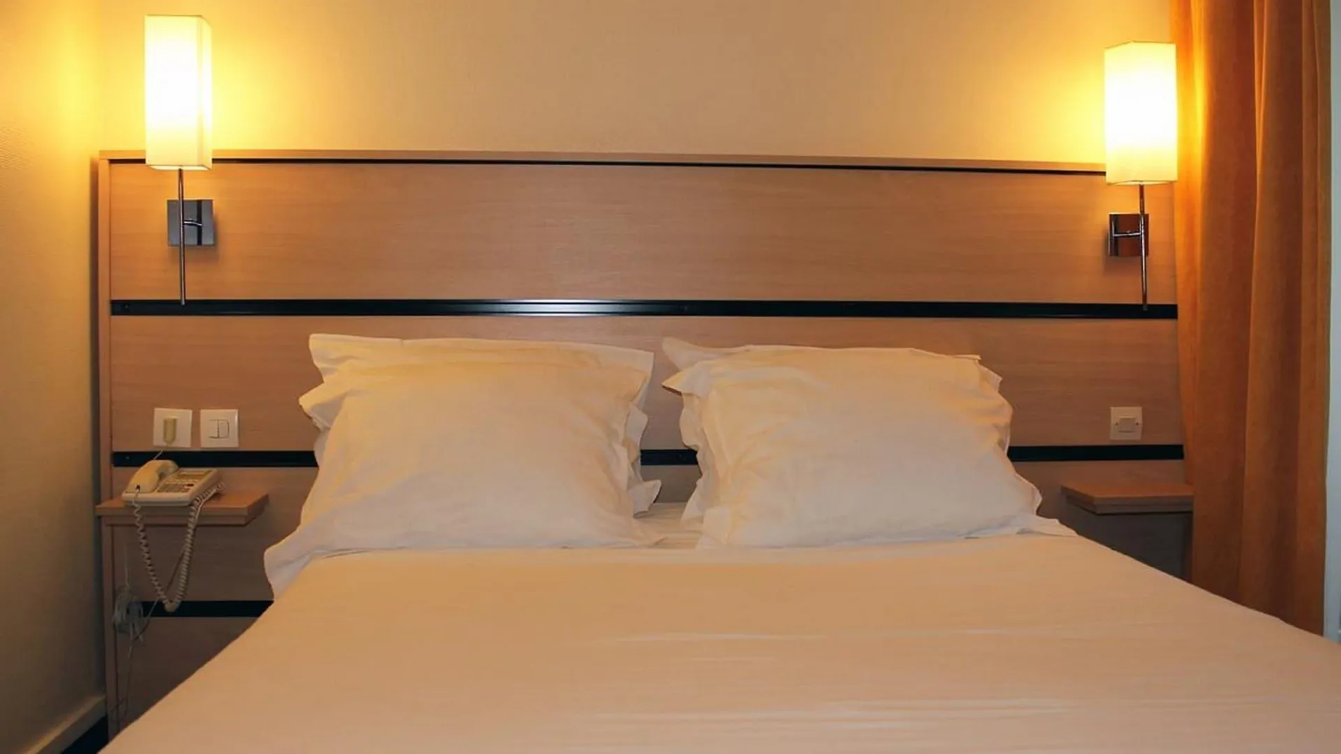 New Hotel Saint Lazare Paris 3*,